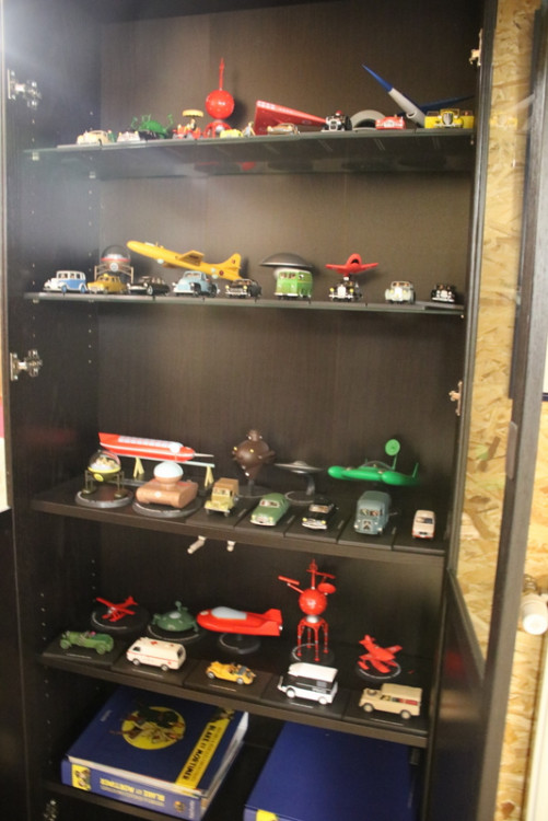 Figurines (36).JPG