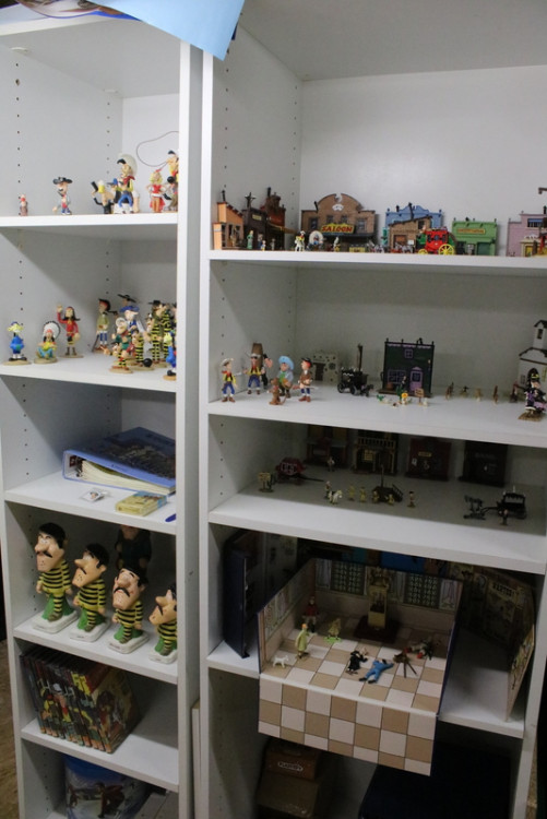 Figurines (45).JPG