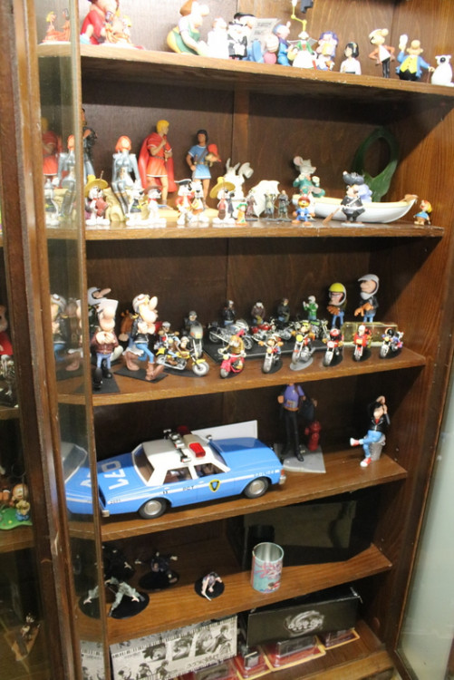 Figurines (64).JPG