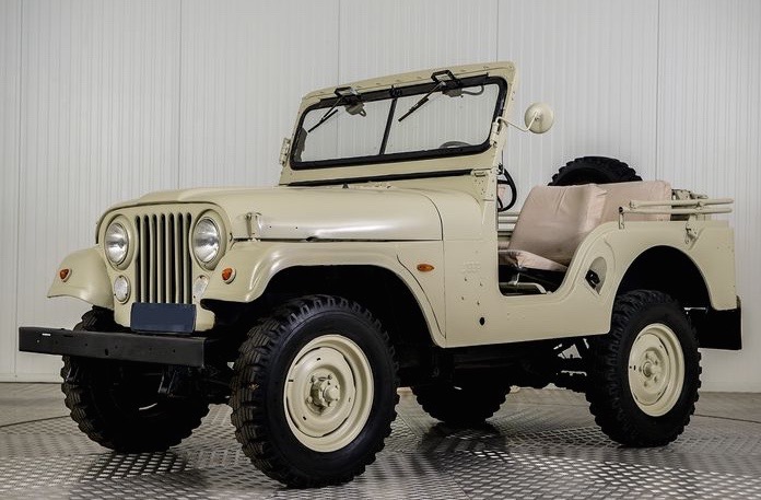 1970 CJ.jpg