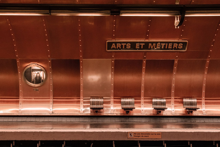 1280px-Paris-ArtetMetiers.jpg