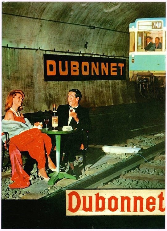Pub Dubonnet.jpg
