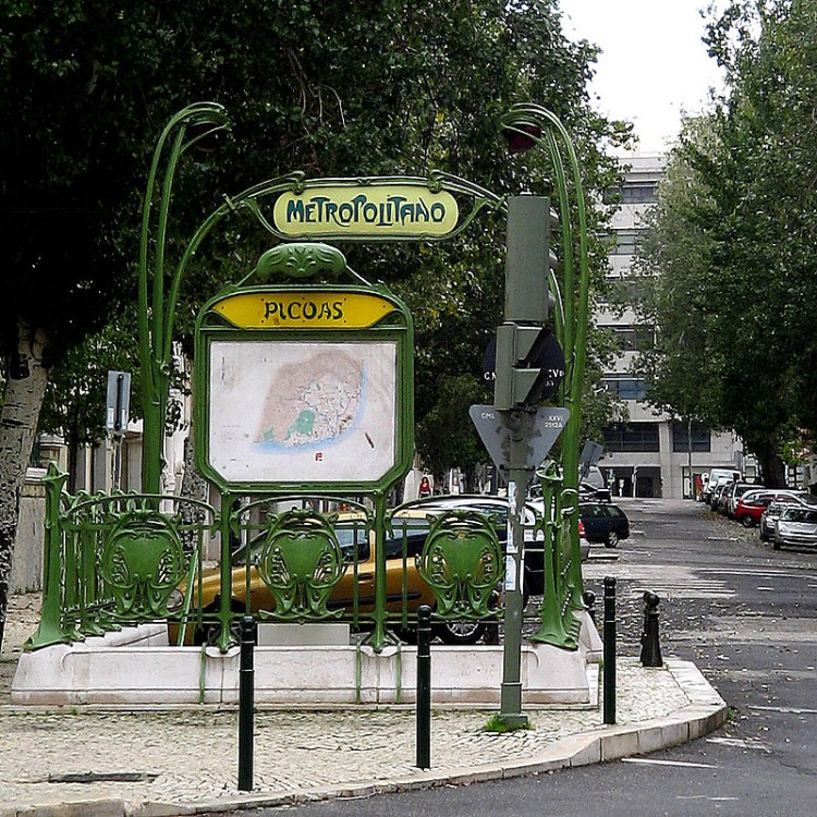 Lisbonne, station Picoas.jpg