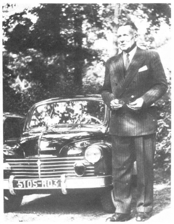 4CV_2.jpg