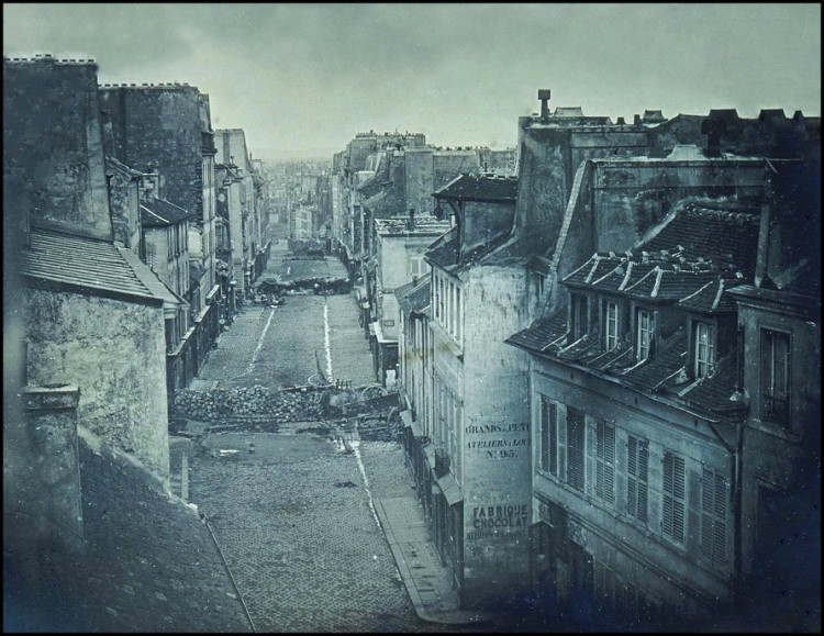 00 Barricades rue Saint-Maur 25 juin 1848.jpg