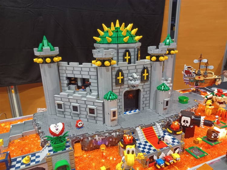 supermario v1 (900 x 675).jpg