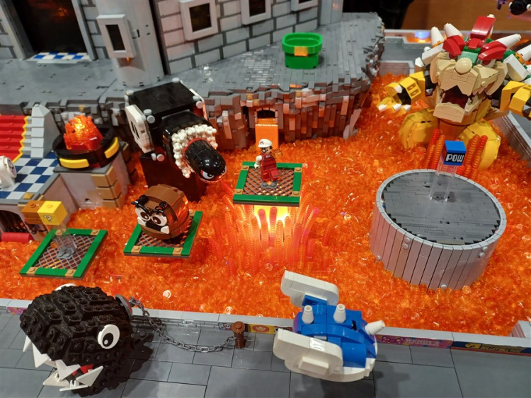 supermario v4 (900 x 675).jpg