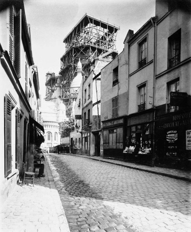 sacré coeur construction.jpg