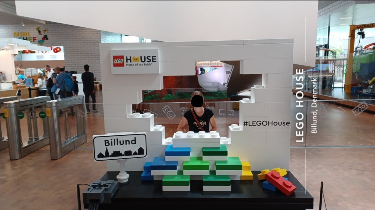 legohouse4.jpg