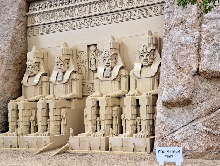 abousimbel lego.jpg
