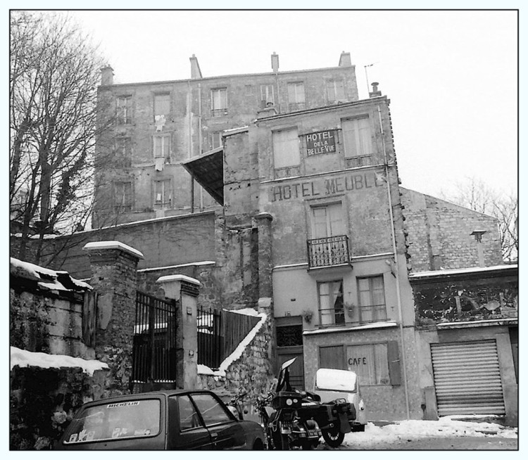 hôtel de la belle vue rue jouye-rouve-001.jpg