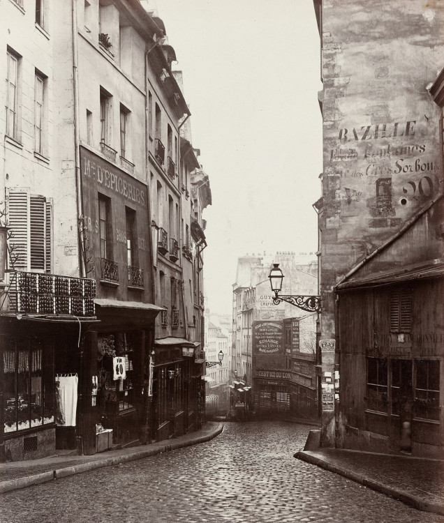 Marville - Rue de la Montagne Sainte-Genevive.jpg