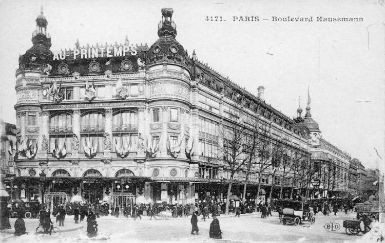 Au Printemps Haussmann.jpg