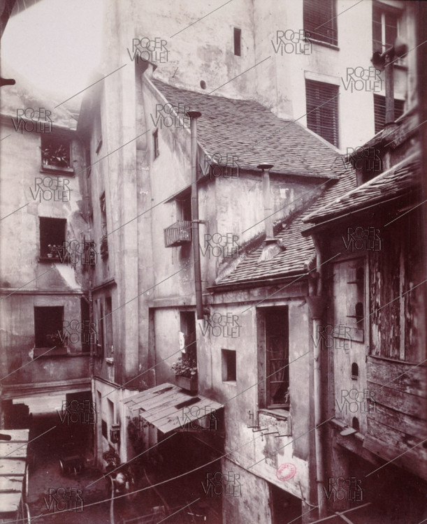 Atget - cour 21 rue Mazarine.jpg