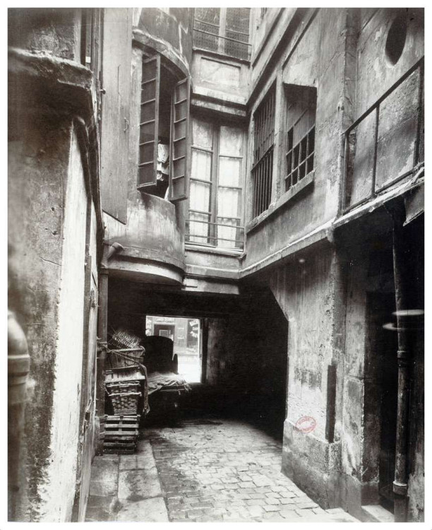 Atget - Cour 90 rue Quincampoix.jpg