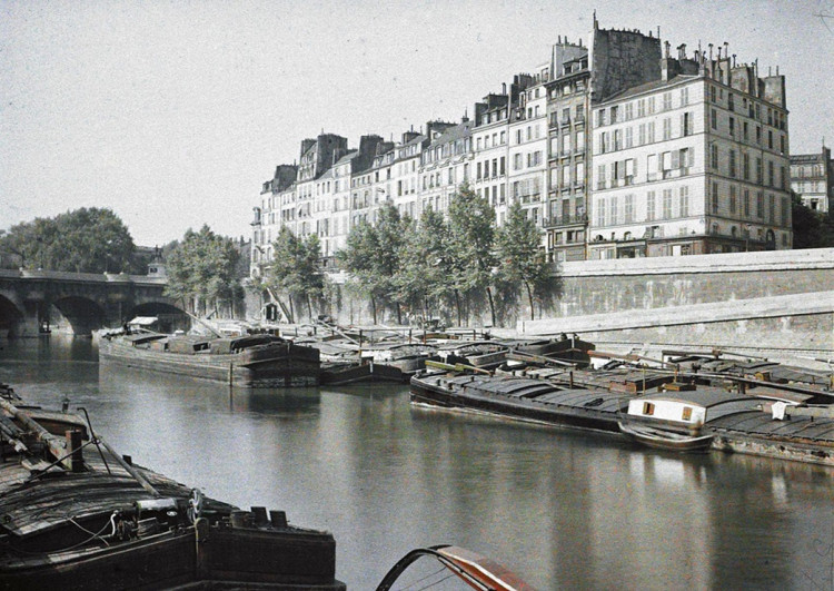 Autochrome - Quai des Grands-Augustins.jpg