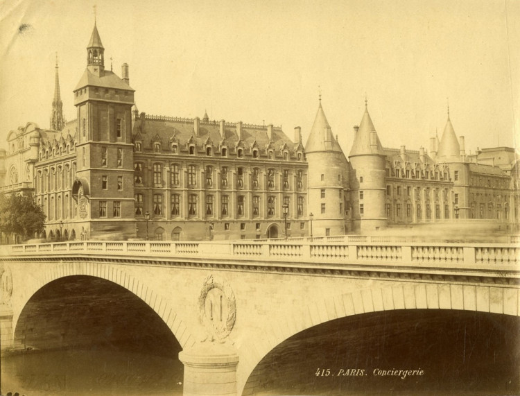 Palais de la Cité Conciergerie.jpg