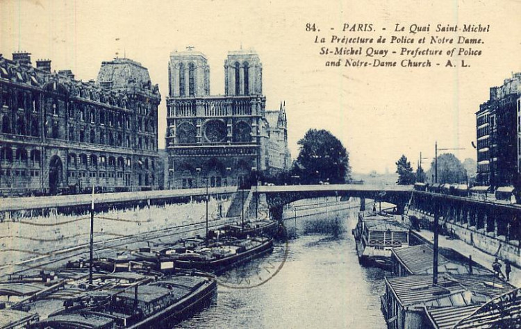 petit bras de seine du pont st michel B.jpg