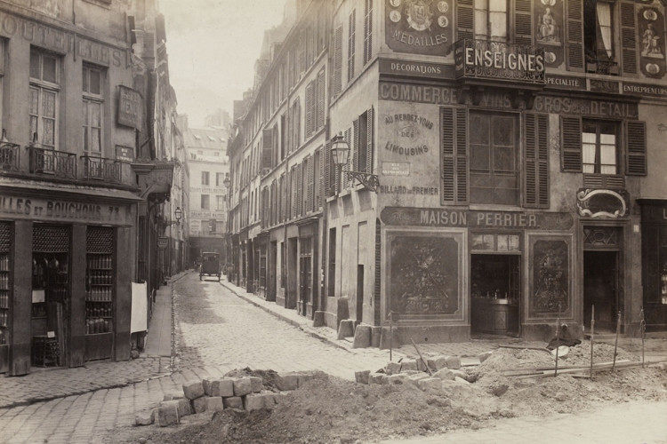 Marville - rue Maitre-Albert depuis le quai de la Tournelle.jpg