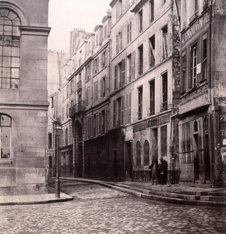 Marville - Rue Saint Christophe depuis le parvis ND.jpg