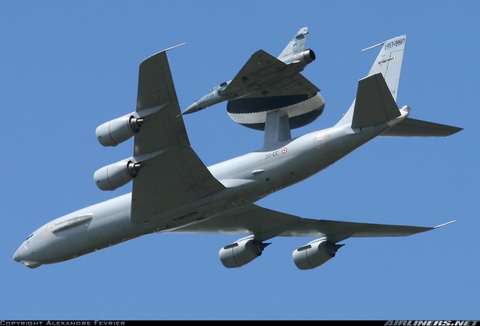 Avord - Boeing E-3F Sentry (707-300) + Mirage 2000 dc937c06039c4420a41d390870faff2c.jpg