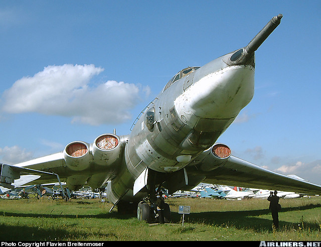 Myasishchev M-4 Bison 0431467.jpg