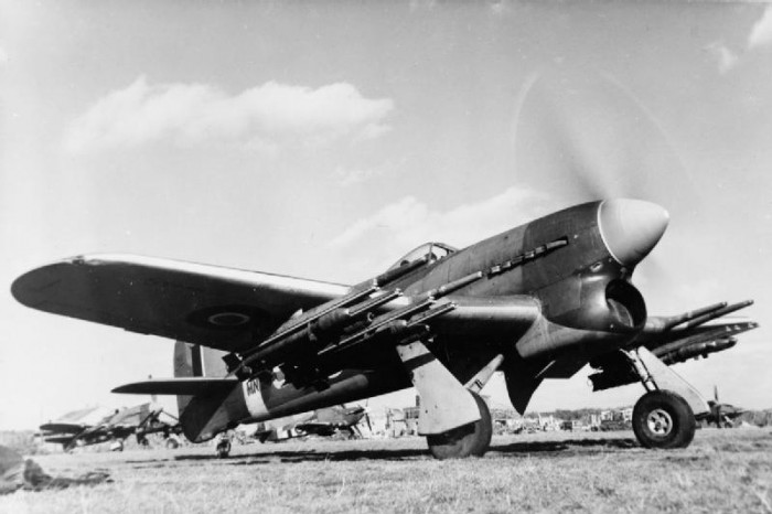 Typhoon_137_Sqn_RAF_with_rockets_at_Eindhoven_1944.jpg