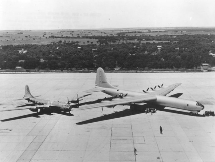 797px-B-29_and_B-36.jpg