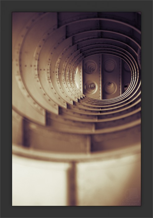 Etourneau - Breguet 2 pont Metal_Skin_Has_No_Wrinkles_II_by_Inuksuk.jpg (173.51 Kio) Vu 186 fois Etourneau - Breguet 2 pont Metal_Skin_Has_No_Wrinkles_II_by_Inuksuk.jpg