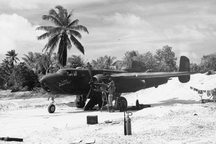 B-25G-5-NA42-64968BlondiesVengeanceintheSouthPacific_zps27aee204.jpg