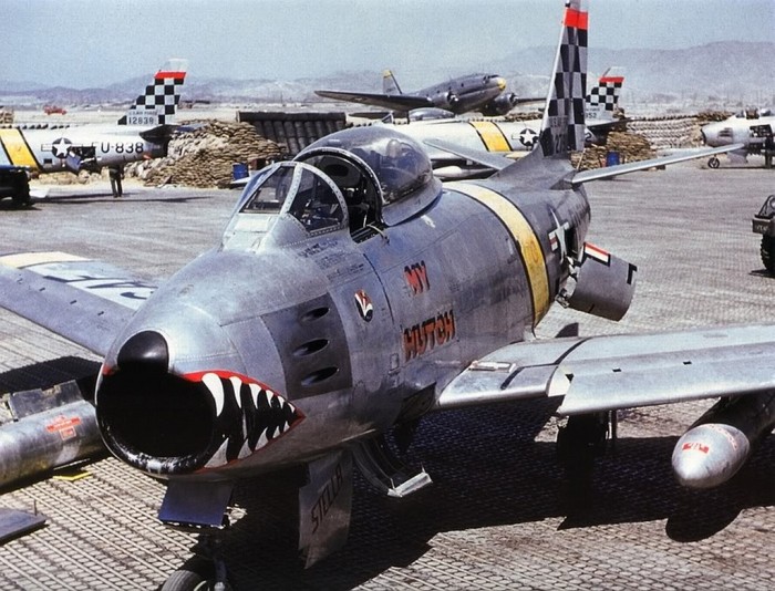 Corée Tornado F86-MyHutch-51st-FIW-1953.jpg