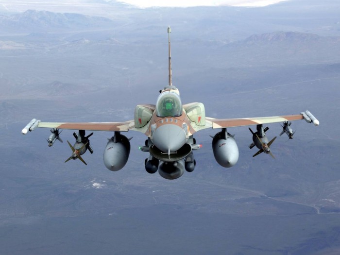 Tornado F-16 self20071123143.jpg