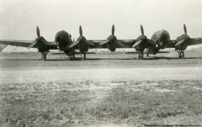 He 111Z aérodrome de Tavaux (Jura) .JPG