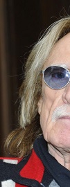 1299346-le-chanteur-christophe-arrivees-au-950x0-2.jpg
