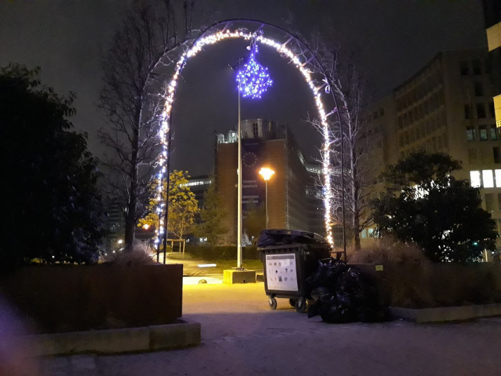 C'est beau une ville la nuit.jpg