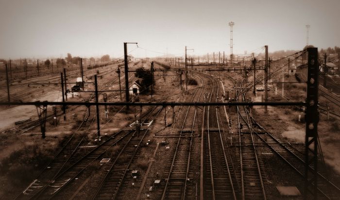 sur les rails.jpg